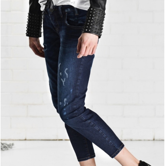 One Teaspoon Freebird II Low Waist Fitted Leg Jean - Picture 3 of 8